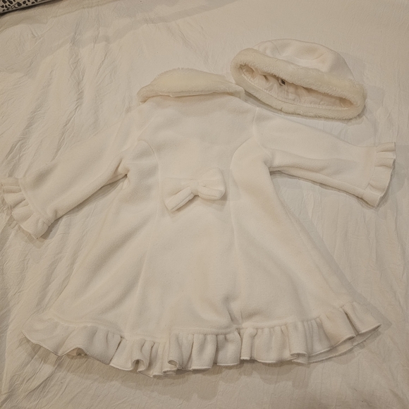Starting Out White Fleece Coat Faux Fur Trim and Hat 12 months - Picture 2 of 4